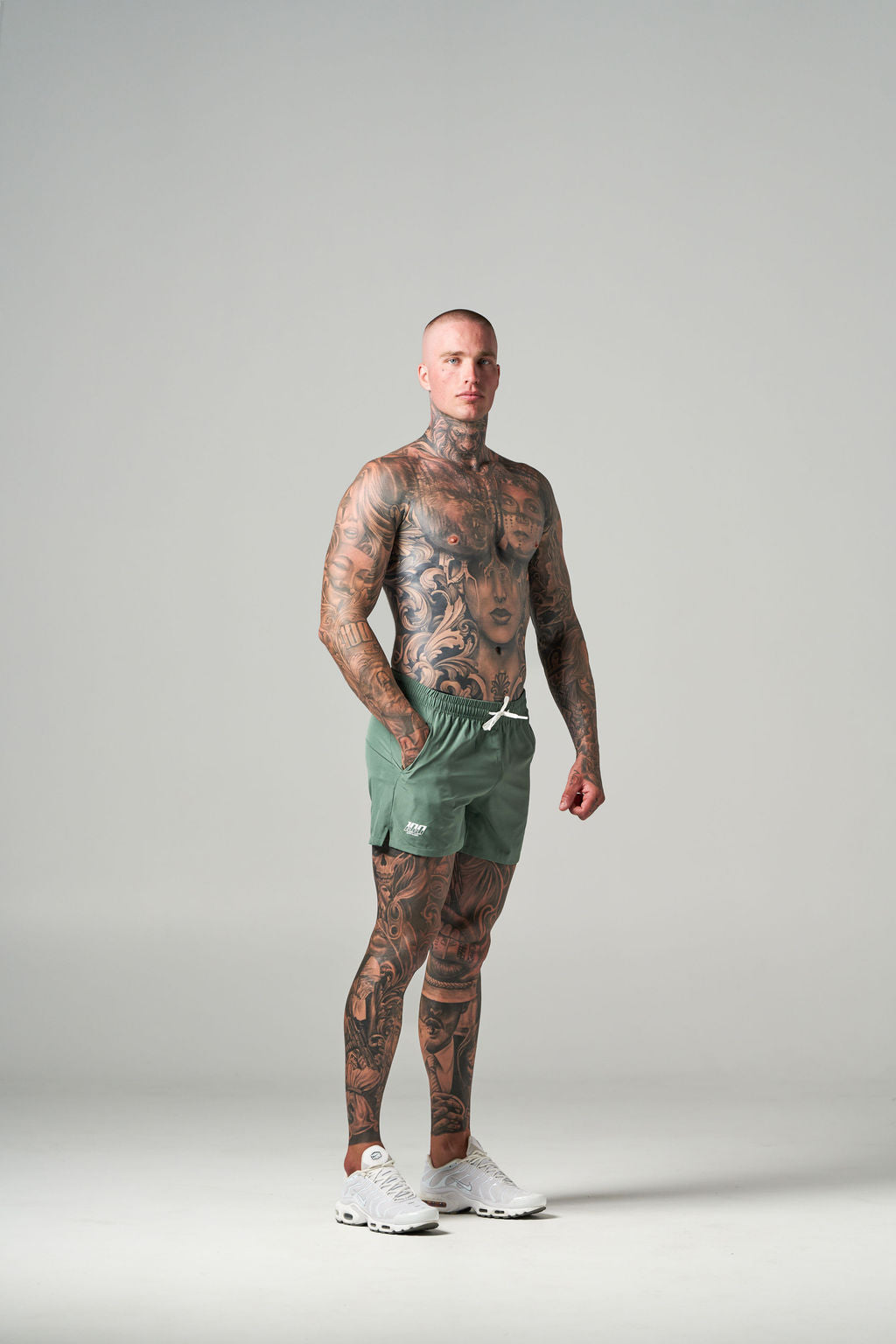 100 shorts - sage green